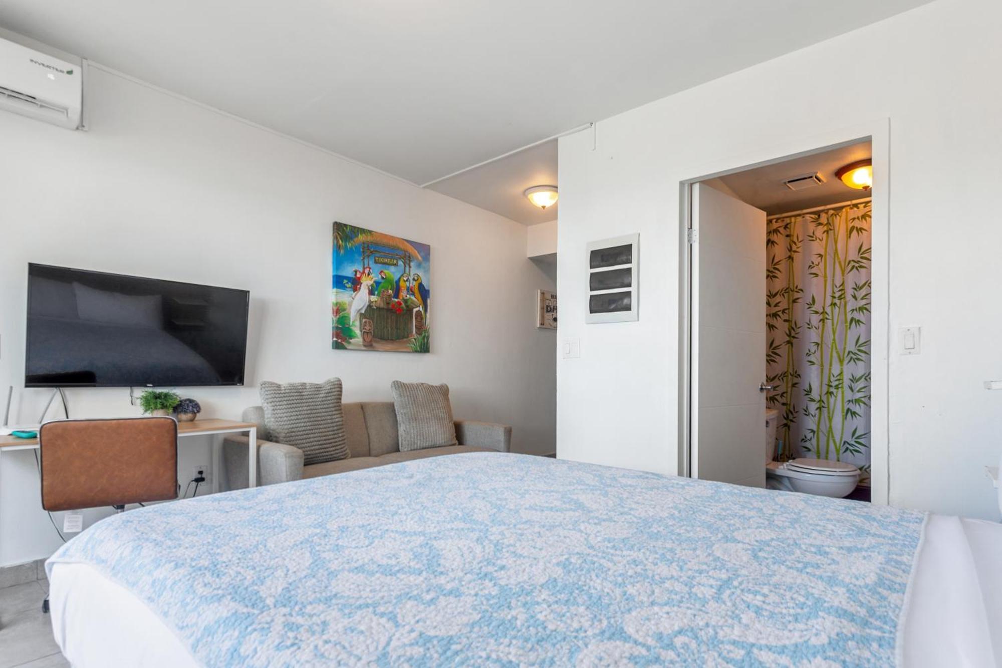 Maho Beach House - Petite Studio - Beach Access Buitenkant foto